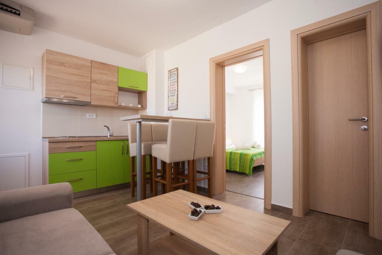Apartments Mia 4&5 Baška Voda エクステリア 写真