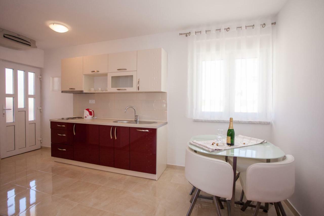 Apartments Mia 4&5 Baška Voda エクステリア 写真