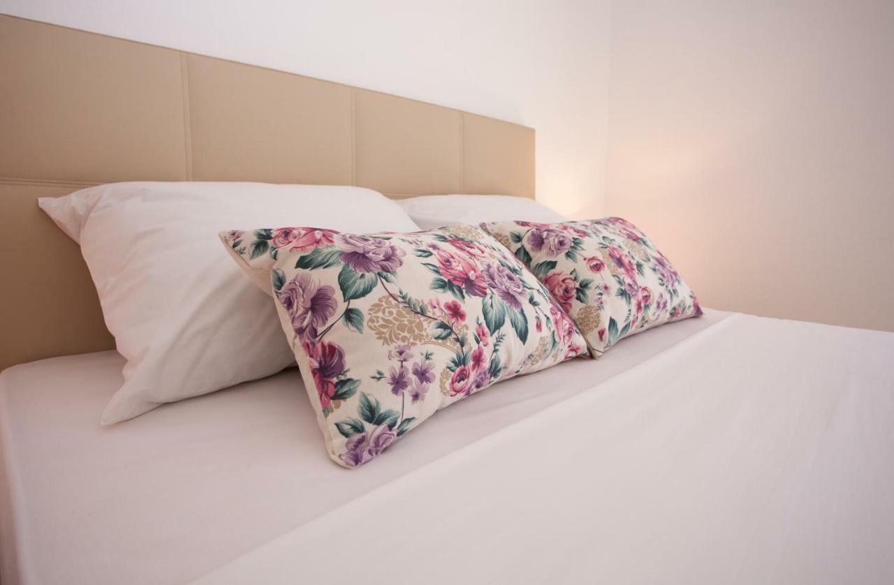 Apartments Mia 4&5 Baška Voda エクステリア 写真