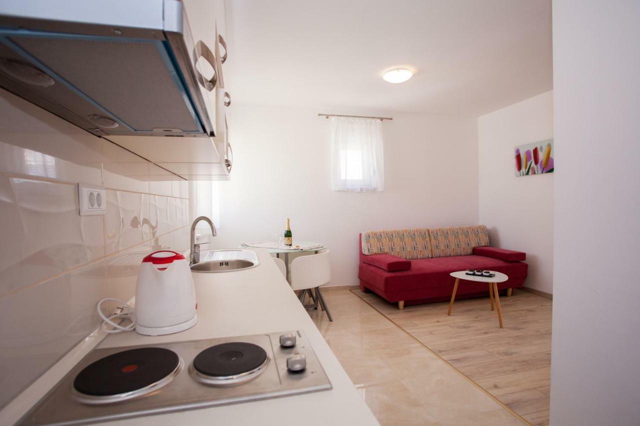 Apartments Mia 4&5 Baška Voda エクステリア 写真
