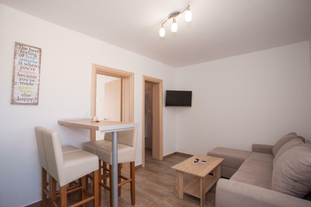 Apartments Mia 4&5 Baška Voda エクステリア 写真