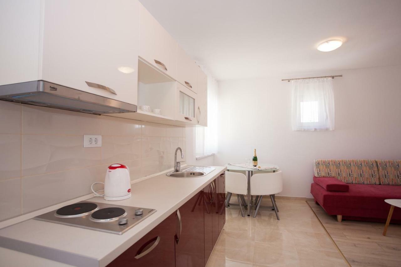 Apartments Mia 4&5 Baška Voda エクステリア 写真